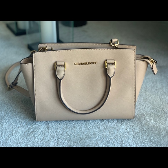 Selma Medium Saffiano Leather Crossbody
